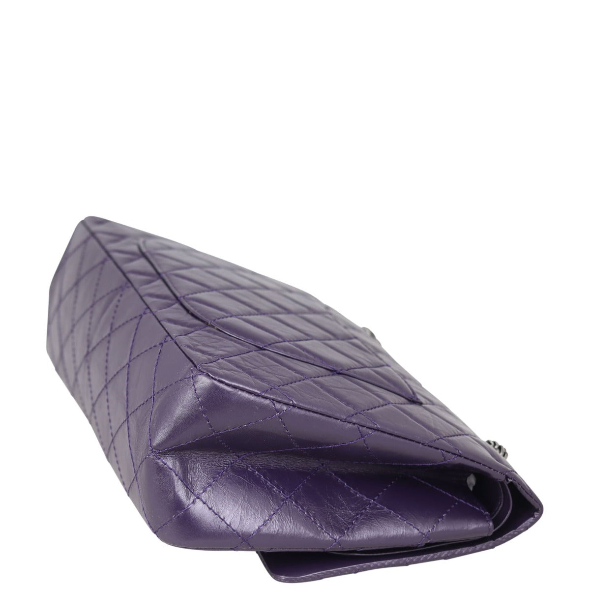 Chanel 2.55 Reissue 227 Double Flap Bag Corner Distance