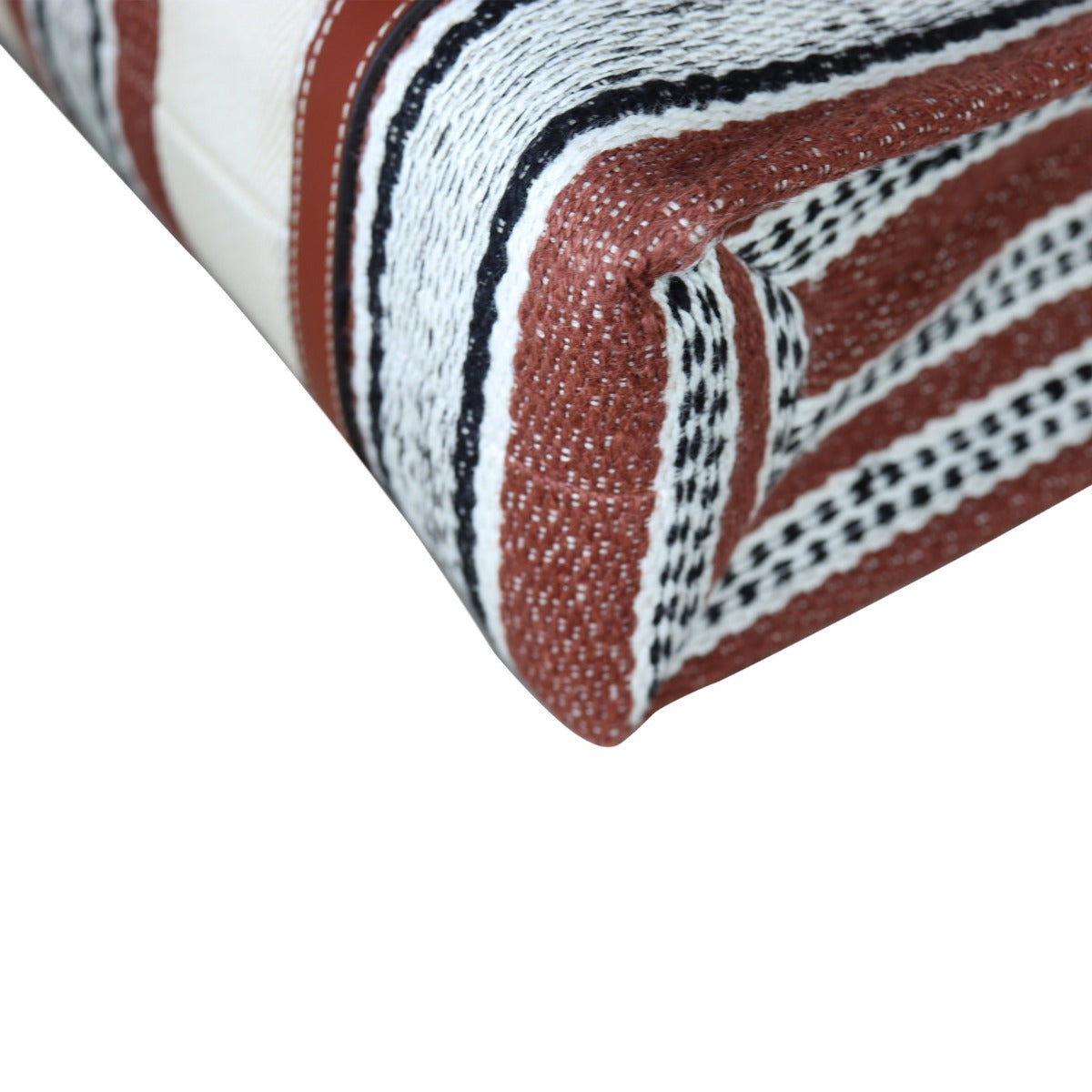 Chloe Woody Shoulder Tote Medium Corner Close Up