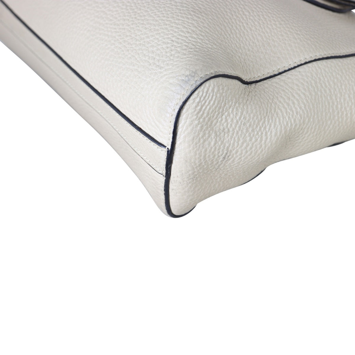 Prada Vitello Daino Tote Corner Close Up