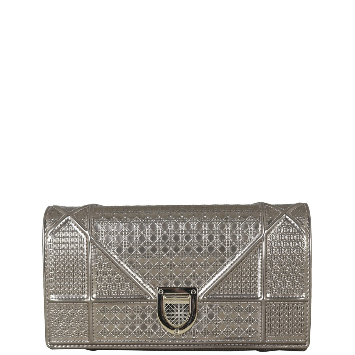Dior Diorama Wallet on Chain Micro-Cannage Front