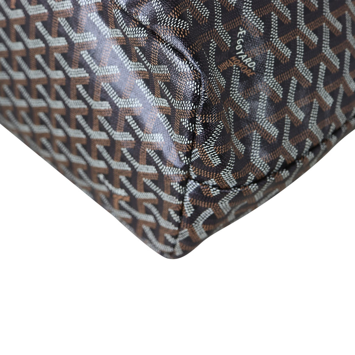 Goyard St Louis PM Goyardine Corner Close Up