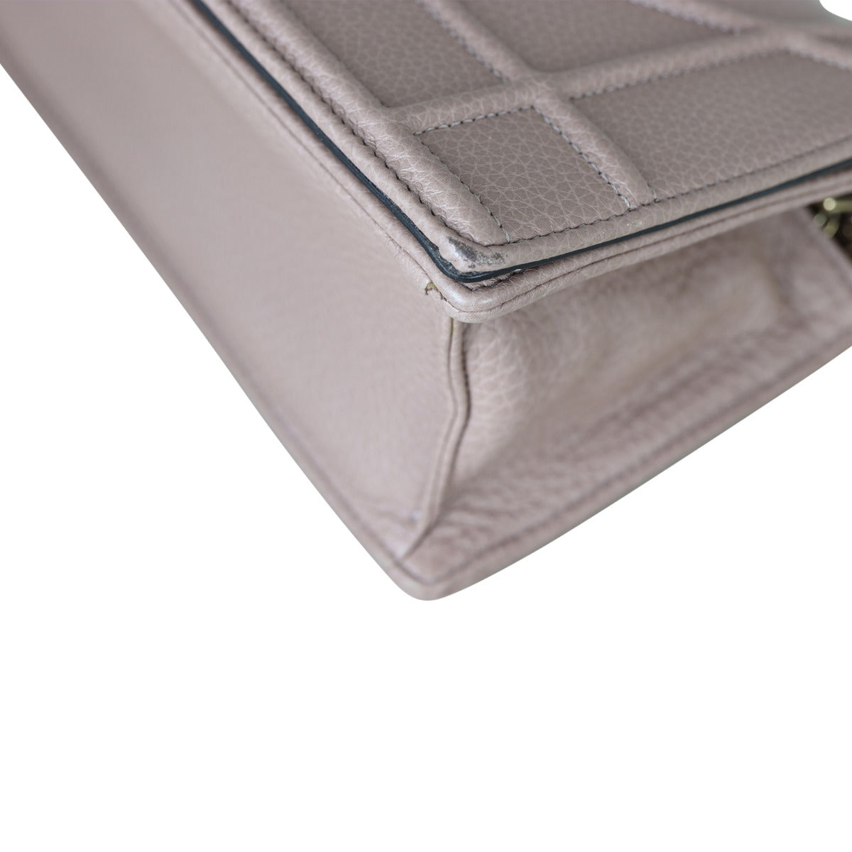 Dior Diorama Small Corner Close Up