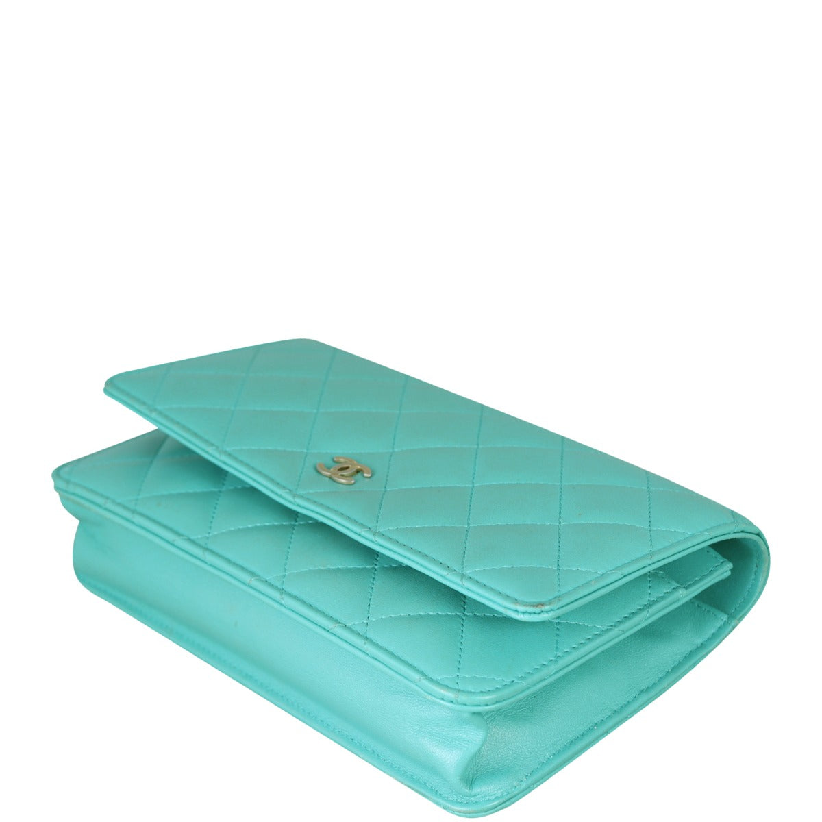 Chanel Classic Wallet on Chain Corner Distance