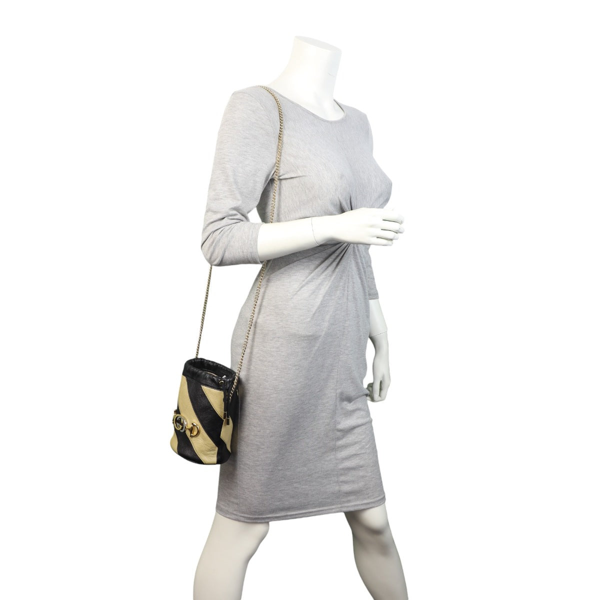 Gucci Zumi Mini Bucket Bag