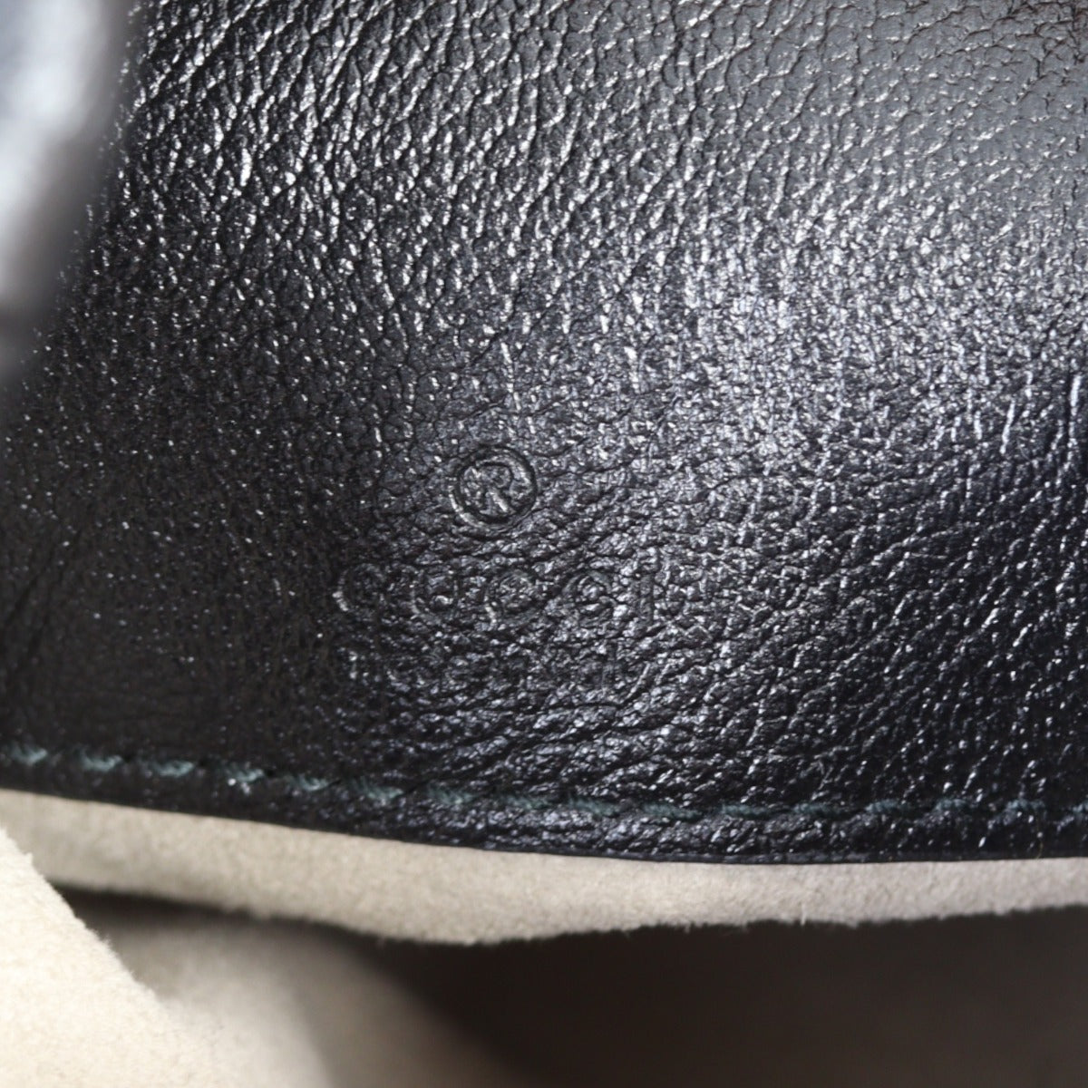 Gucci Zumi Mini Bucket Bag