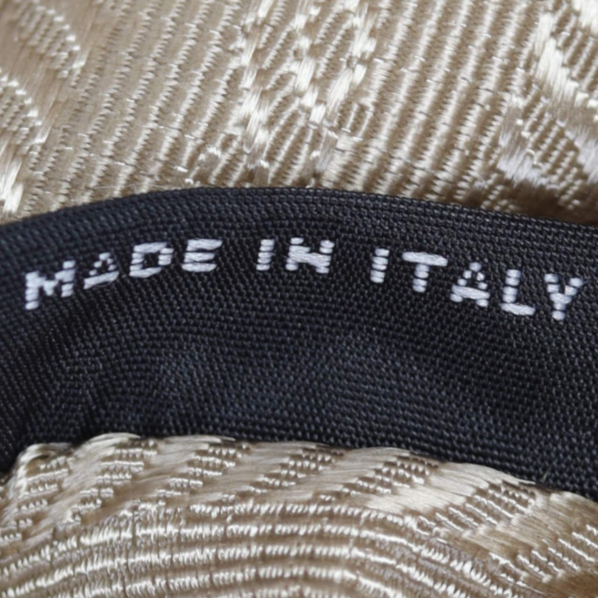 Prada Re-Edition 2005 Tessuto Mini Bag