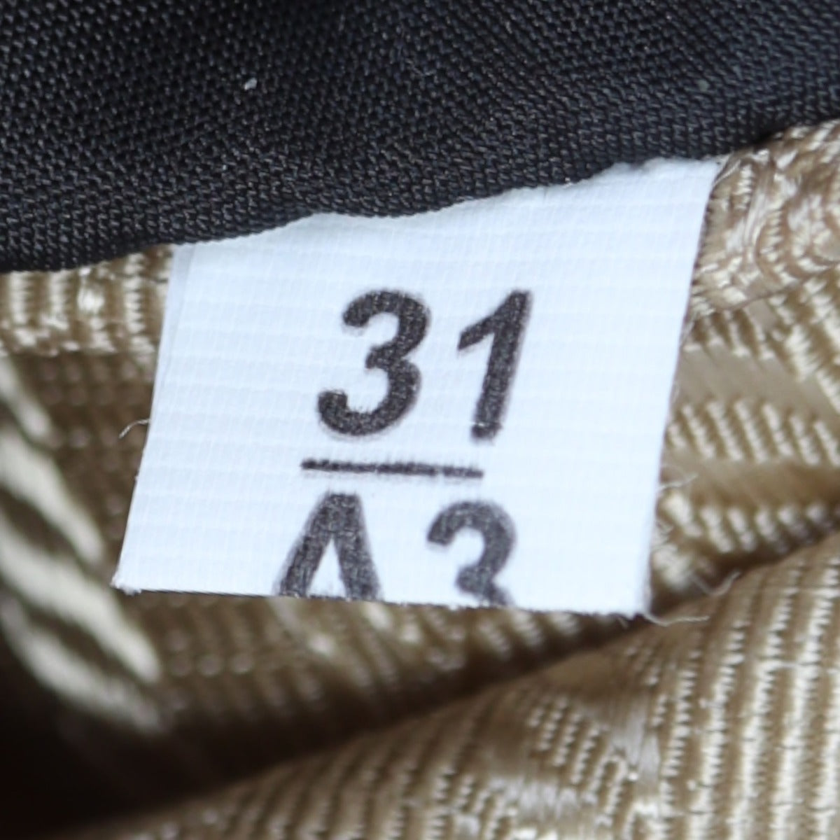 Prada Re-Edition 2005 Tessuto Mini Bag