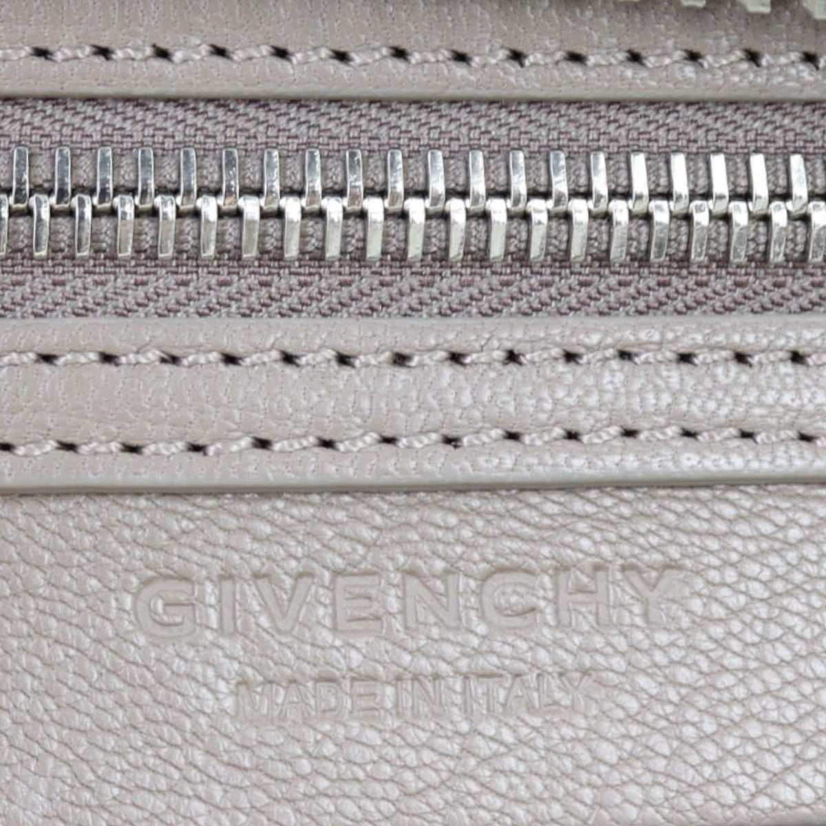 Givenchy Antigona Medium