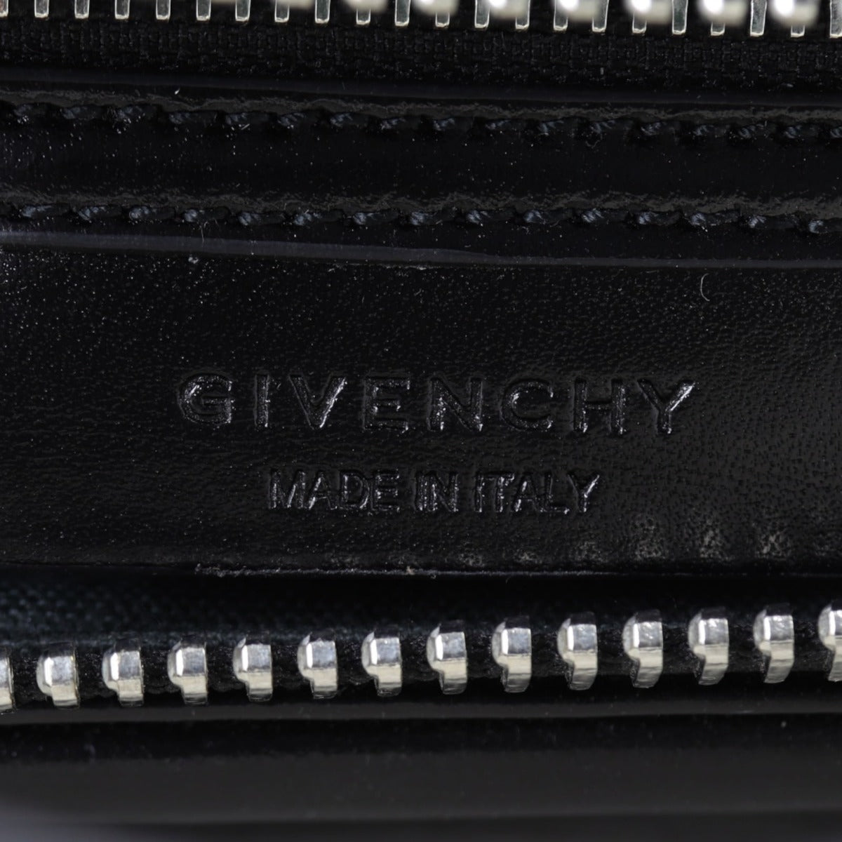 Givenchy Antigona Medium