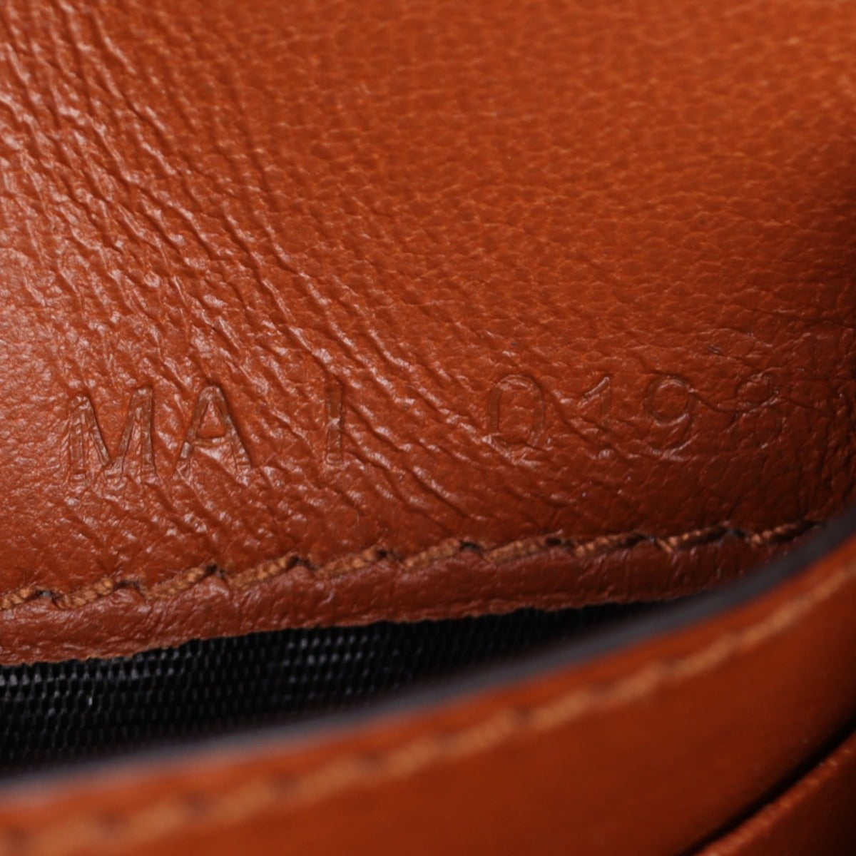 Givenchy Emblem 4G Wallet on Chain