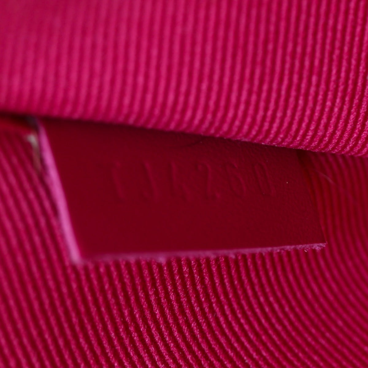 Louis Vuitton Pochette Felicie Monogram Vernis Valentine