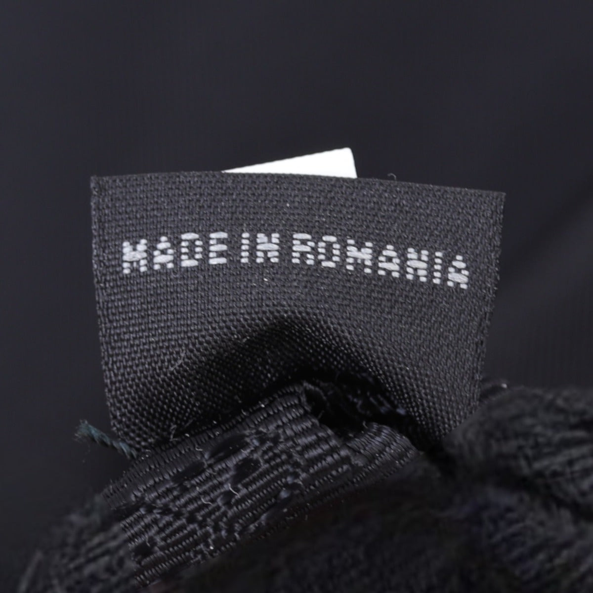 Prada Re-Edition 2005 Tessuto Shoulder Bag