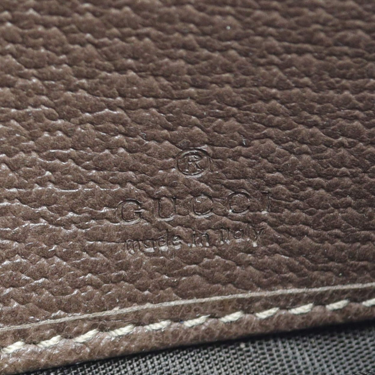 Gucci Ophidia GG Supreme Wallet on Chain