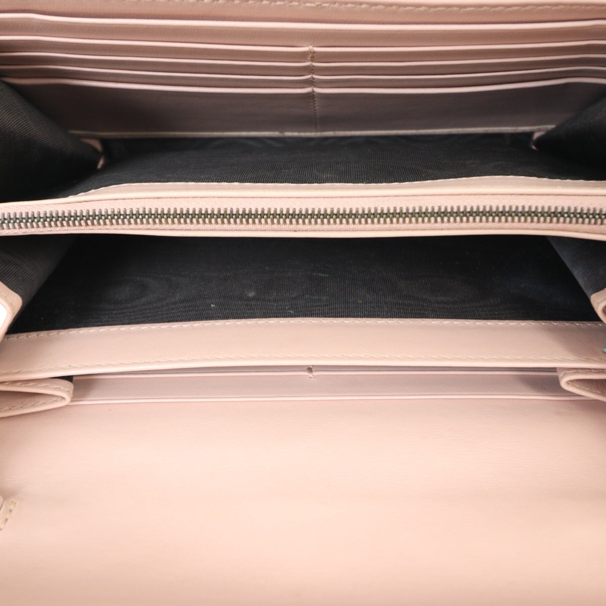 Gucci GG Marmont Matelasse Chain Wallet