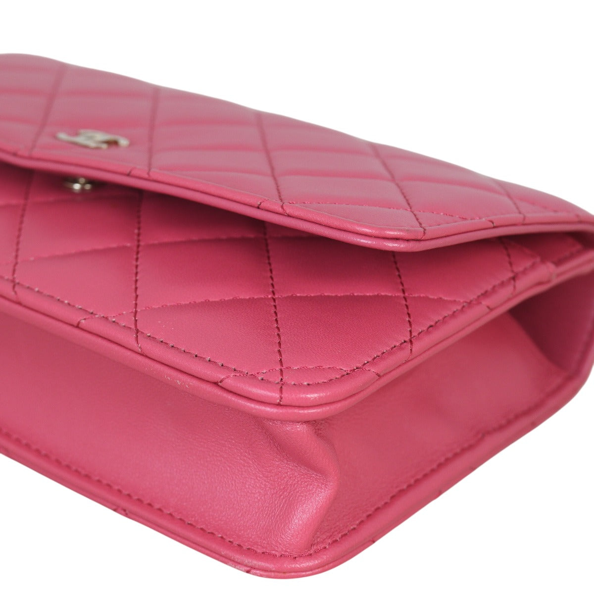 Chanel Classic Wallet on Chain