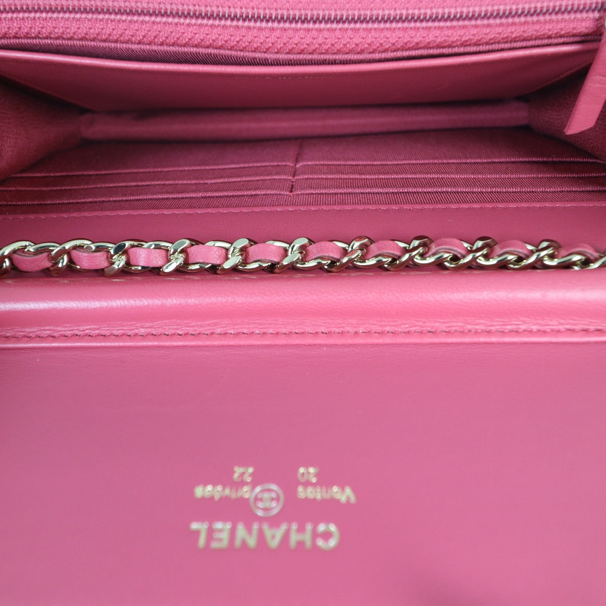 Chanel Classic Wallet on Chain