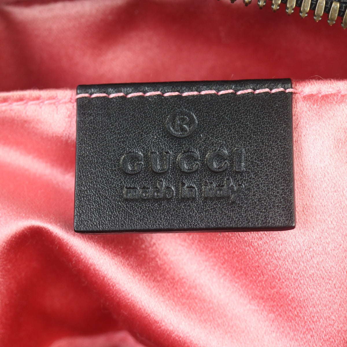 Gucci GG Marmont Matelasse Velvet Belt Bag