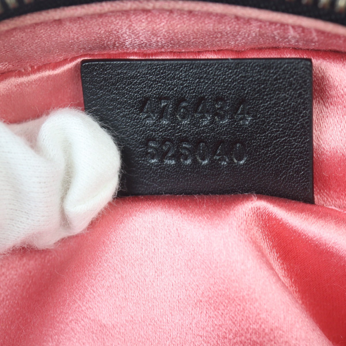 Gucci GG Marmont Matelasse Velvet Belt Bag