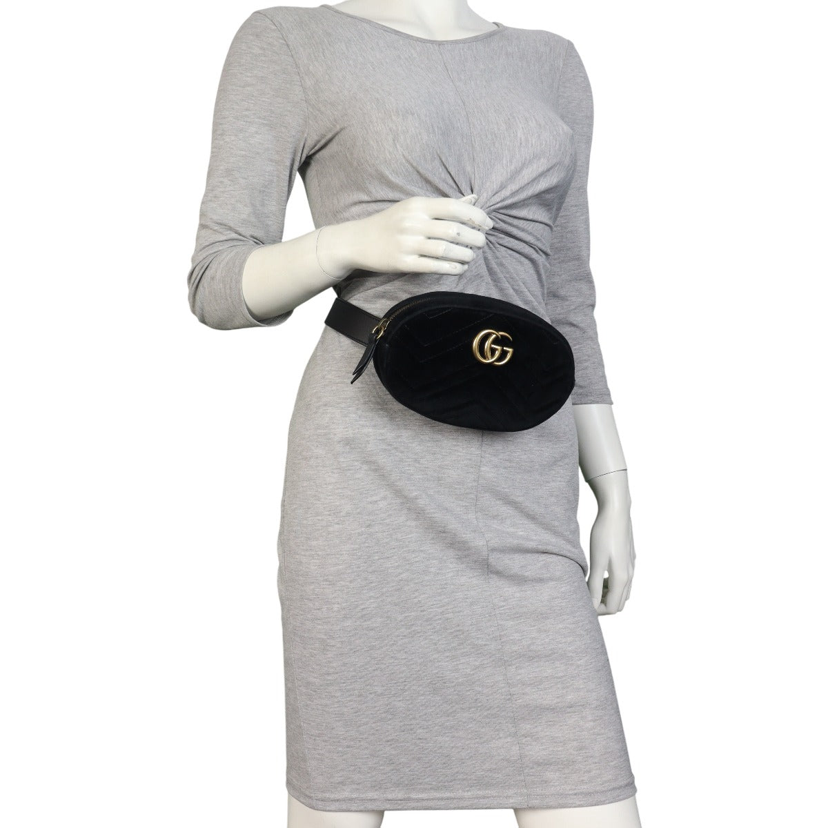 Gucci GG Marmont Matelasse Velvet Belt Bag