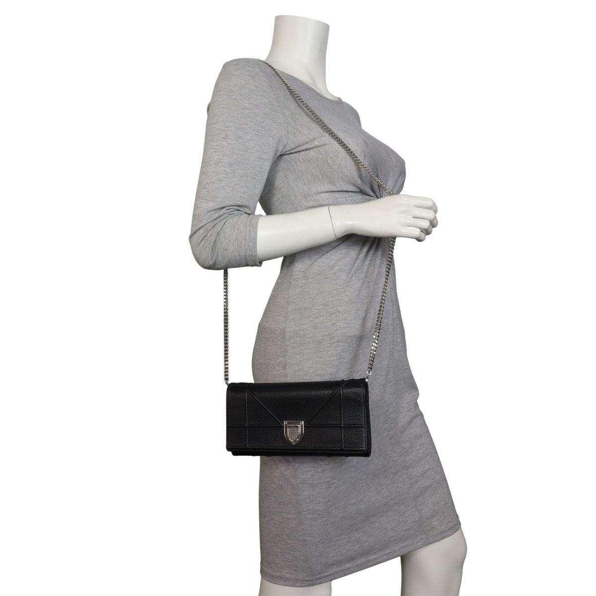 Dior Diorama Wallet on Chain