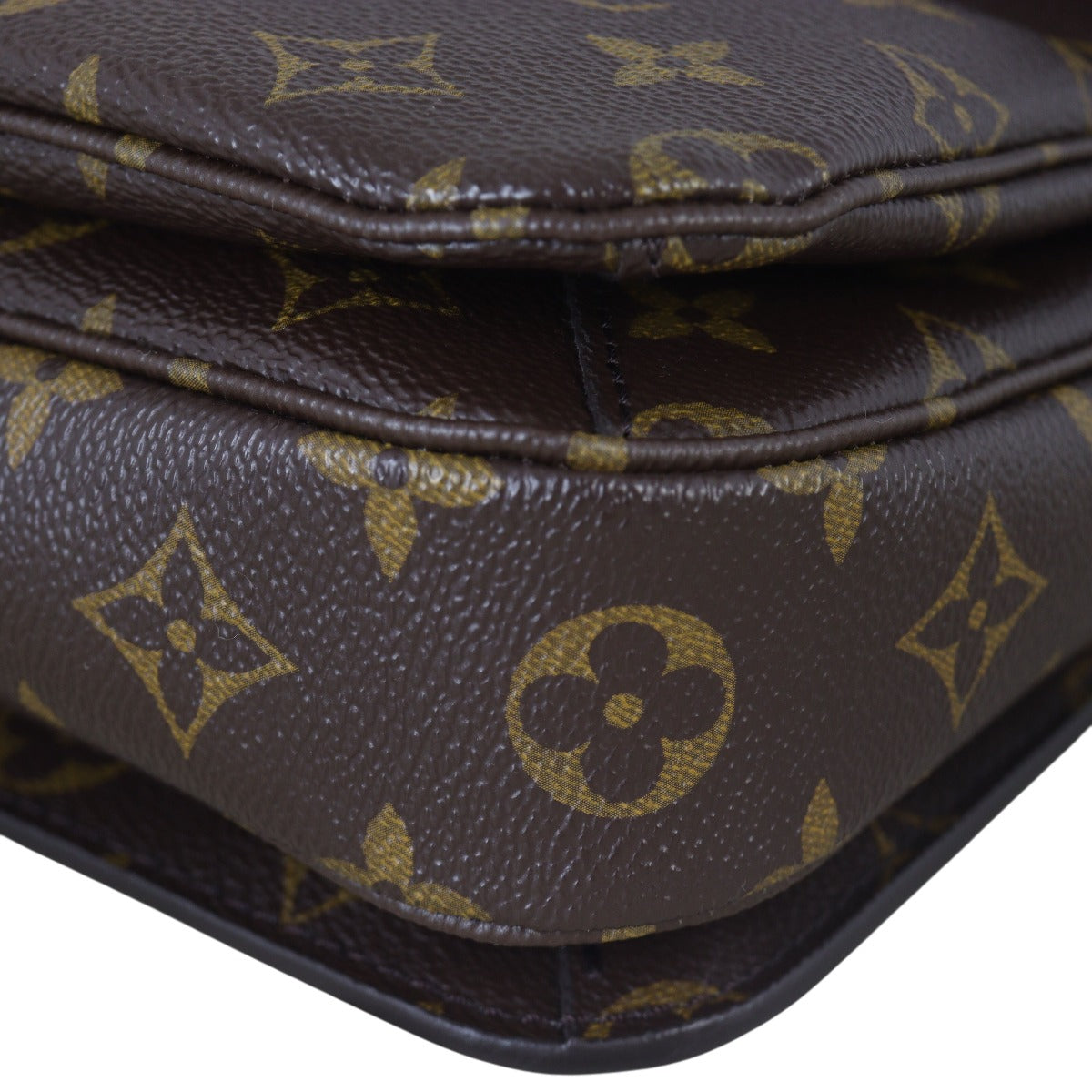Louis Vuitton Pochette Metis Monogram