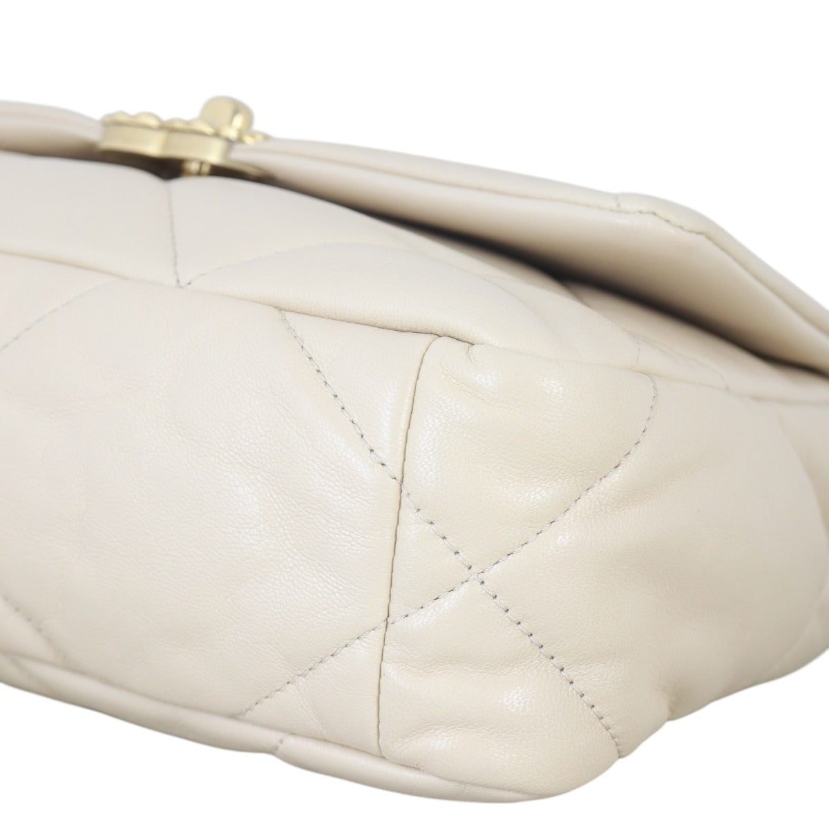 Chanel 19 Flap Bag Medium