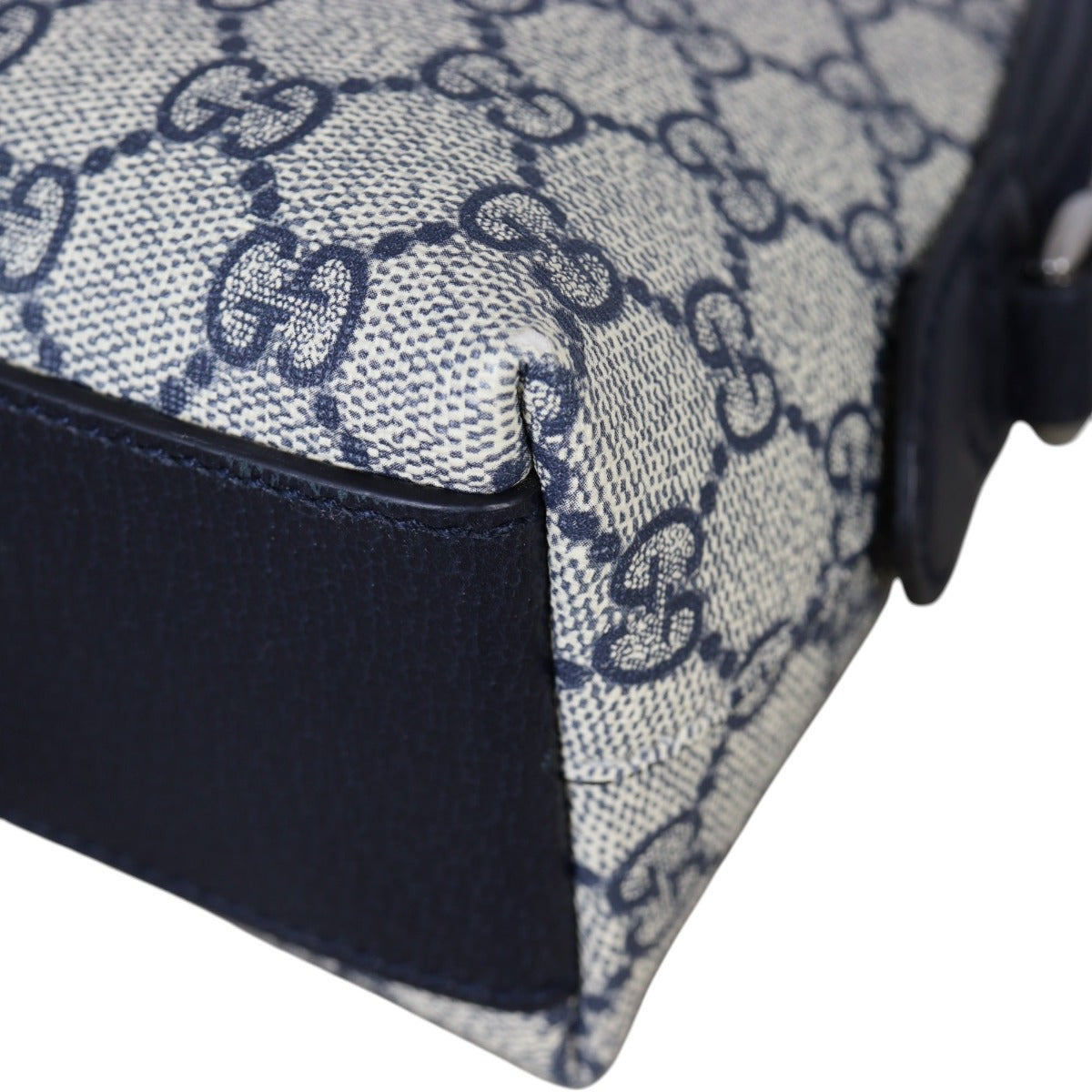 Gucci Ophidia GG Supreme Small Shoulder Bag