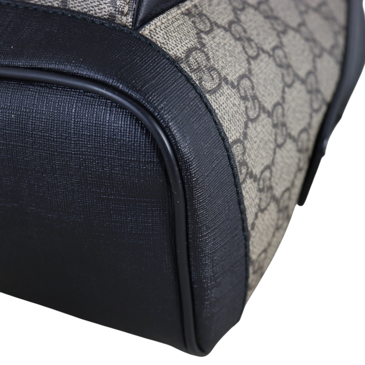 Gucci GG Supreme Backpack Small