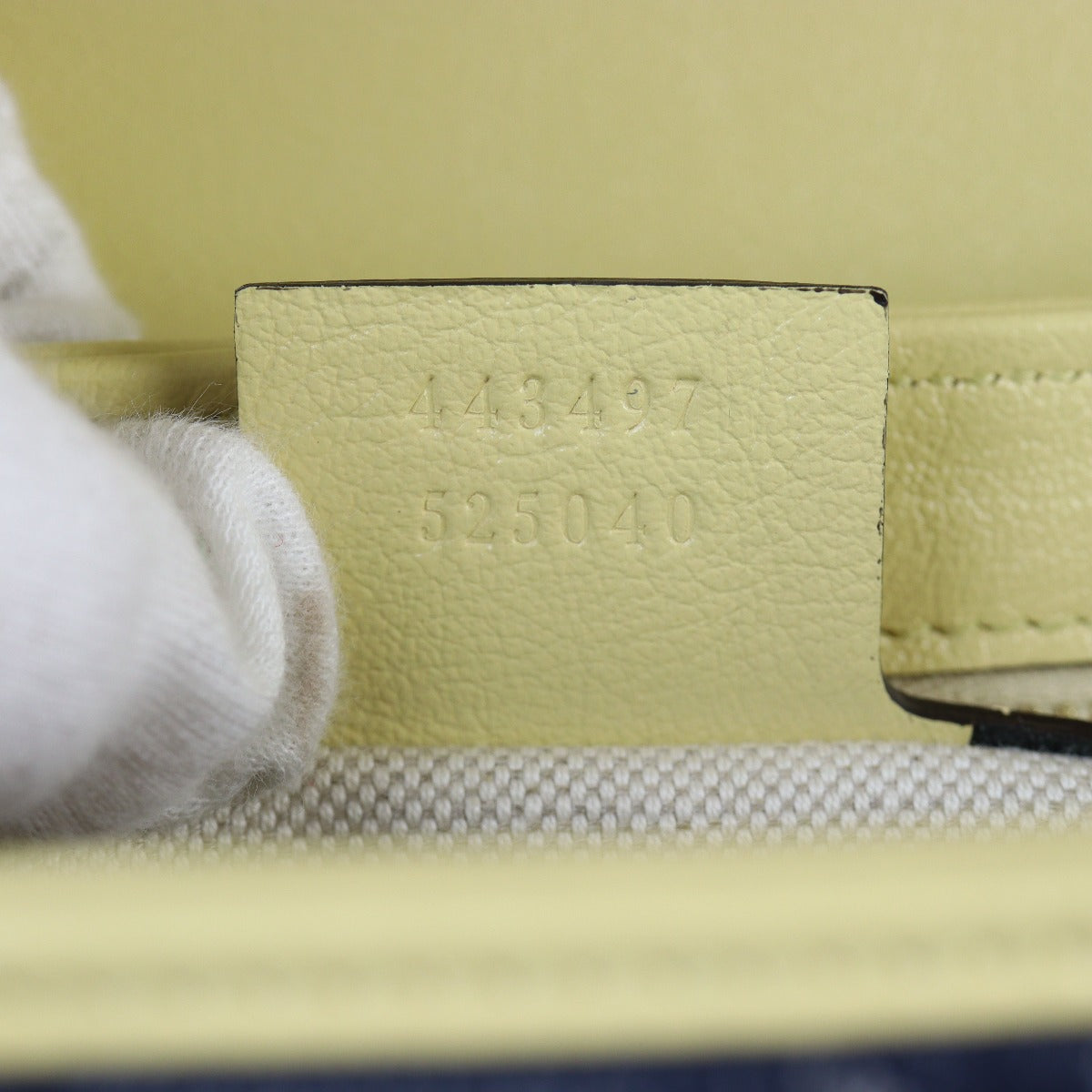 Gucci GG Marmont Matelasse Medium Shoulder Bag