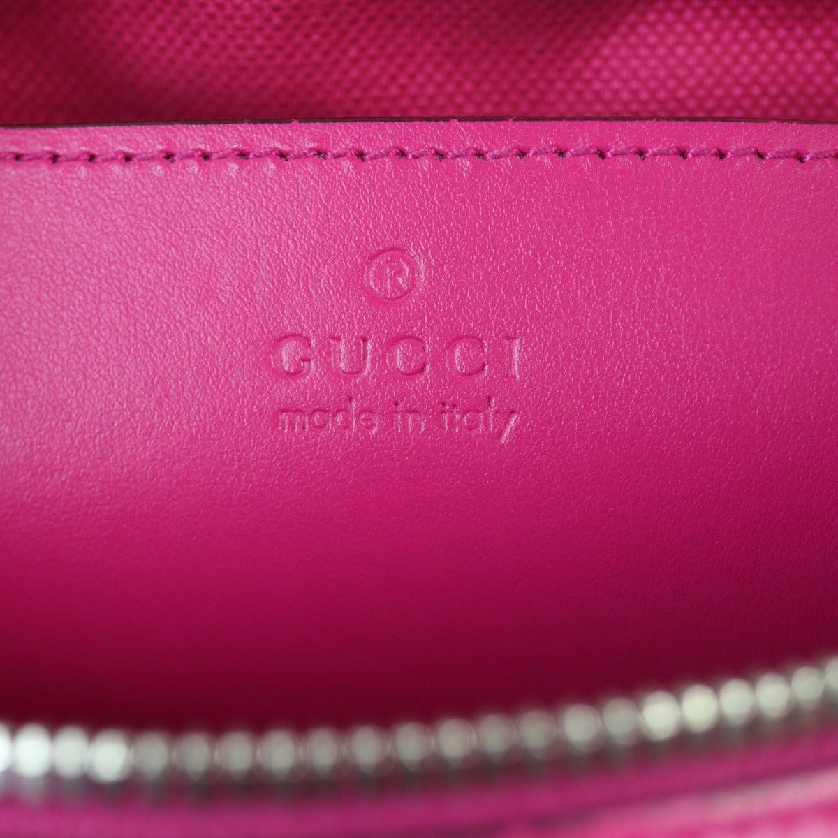 Gucci GG Marmont Small Camera Bag