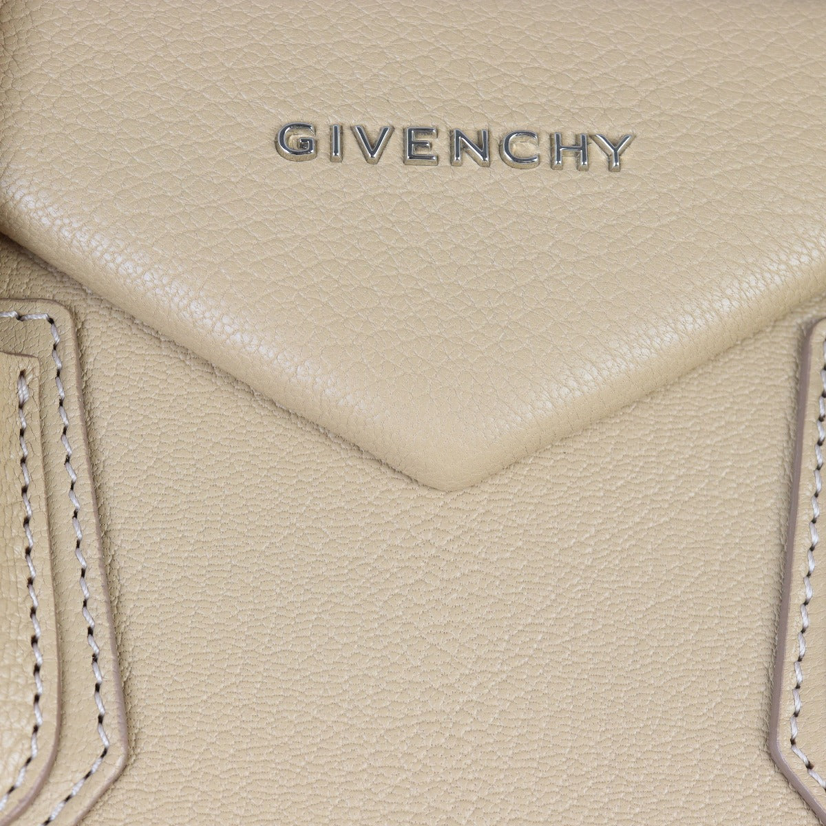 Givenchy Antigona Medium