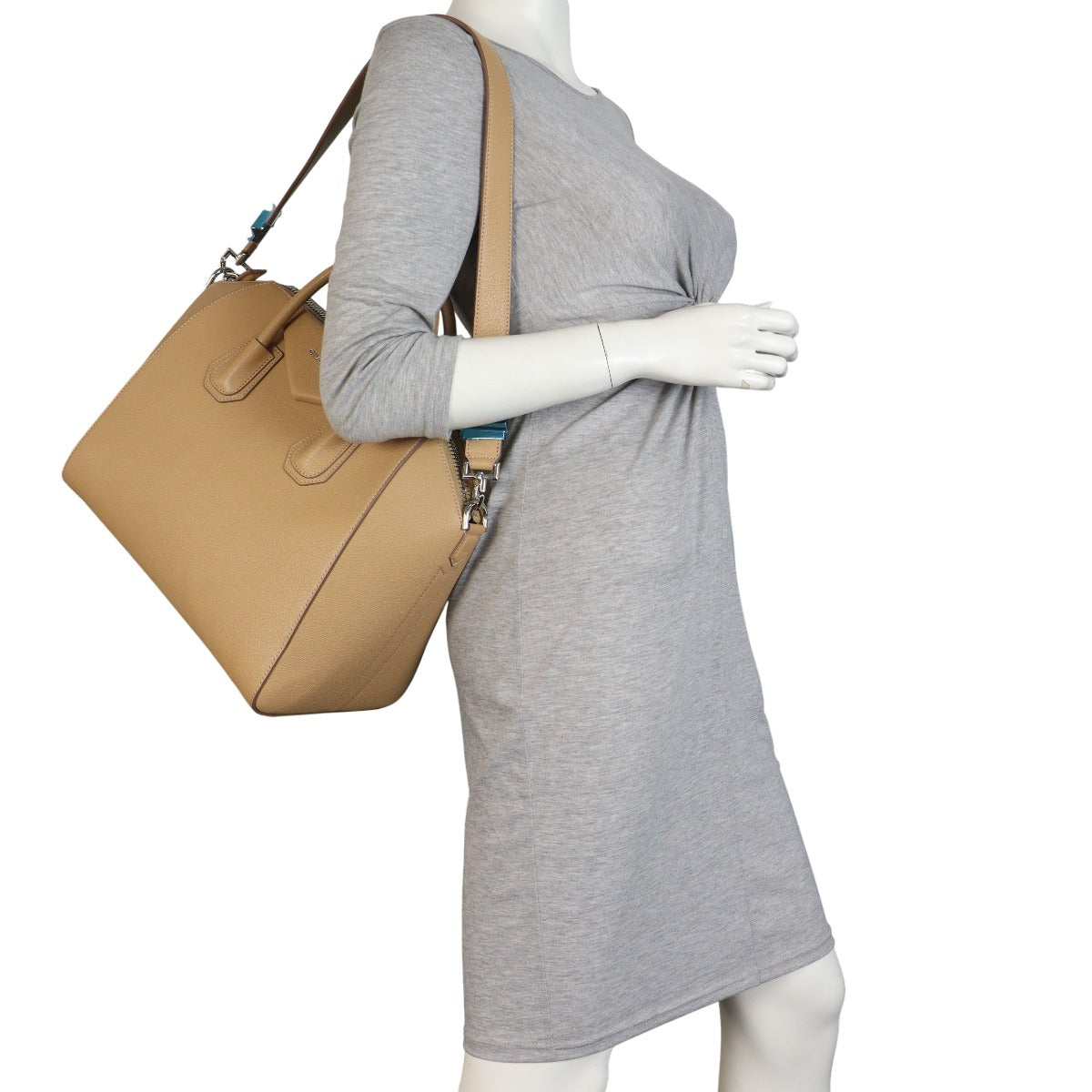 Givenchy Antigona Medium