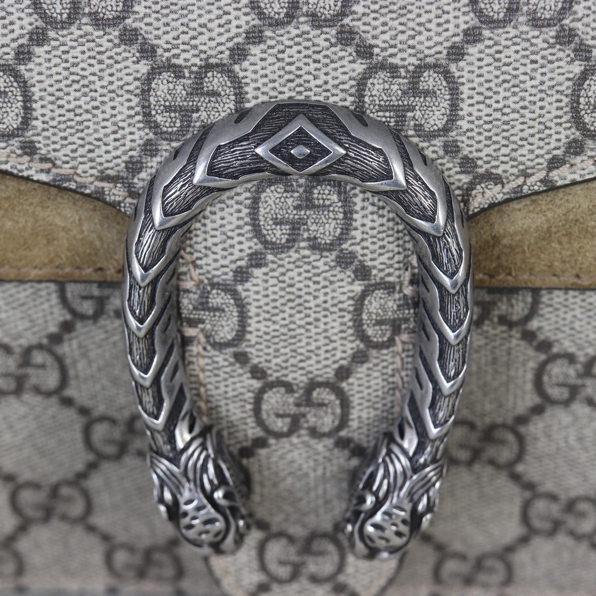 Gucci Dionysus GG Supreme Mini Bag