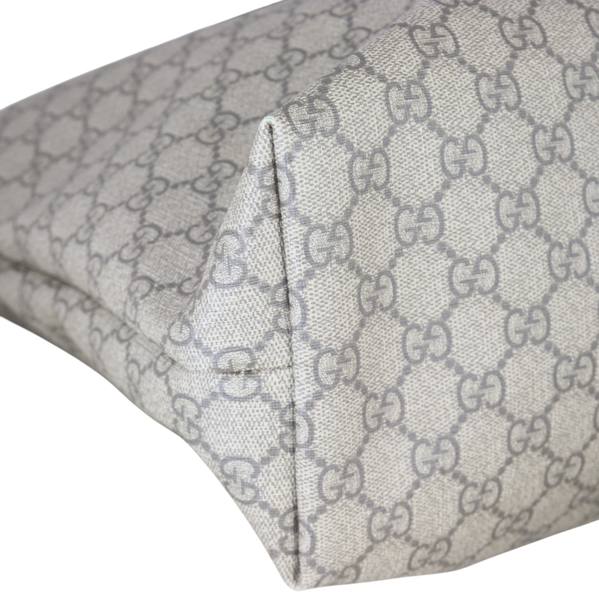 Gucci GG Supreme Shopping Tote