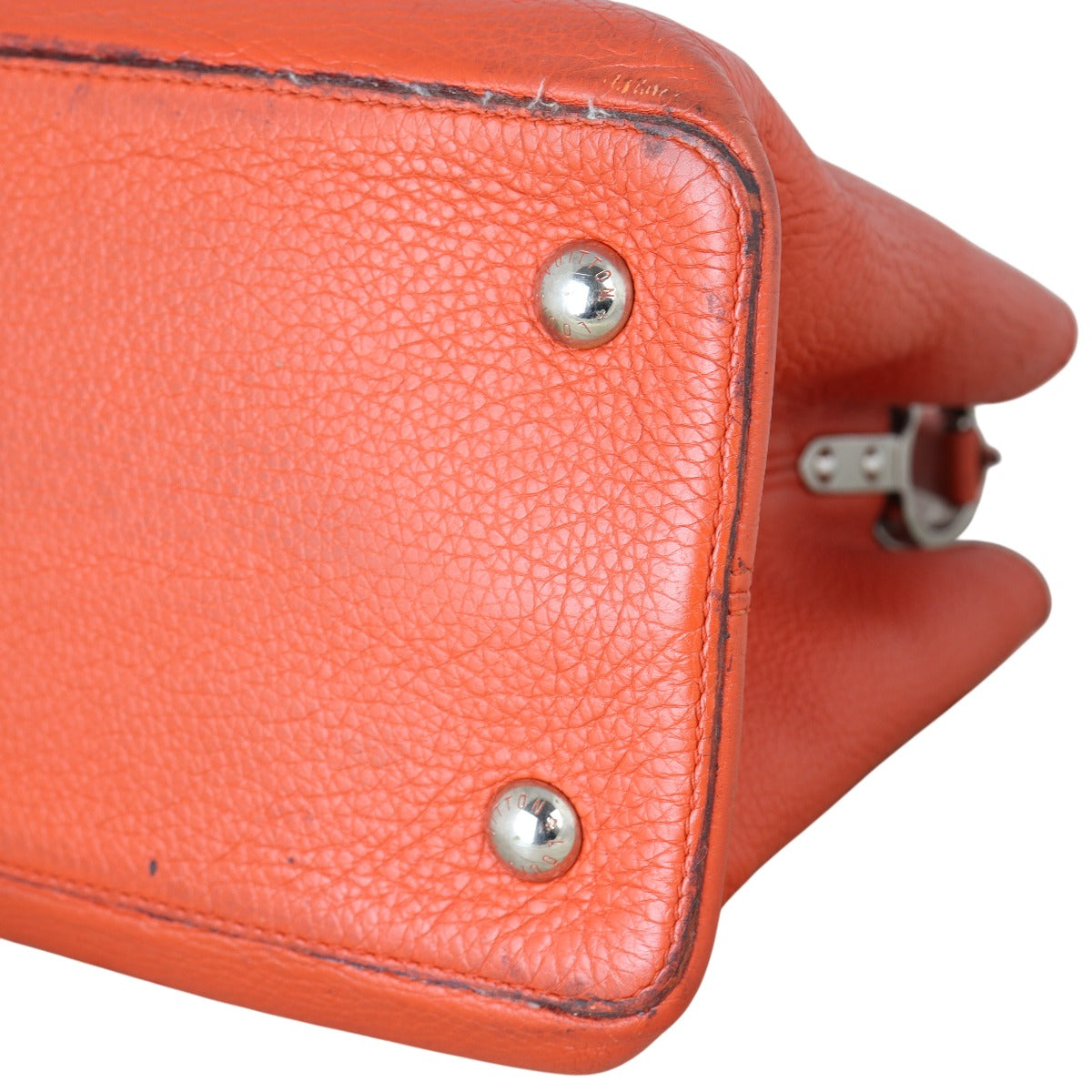 Louis Vuitton Capucines MM