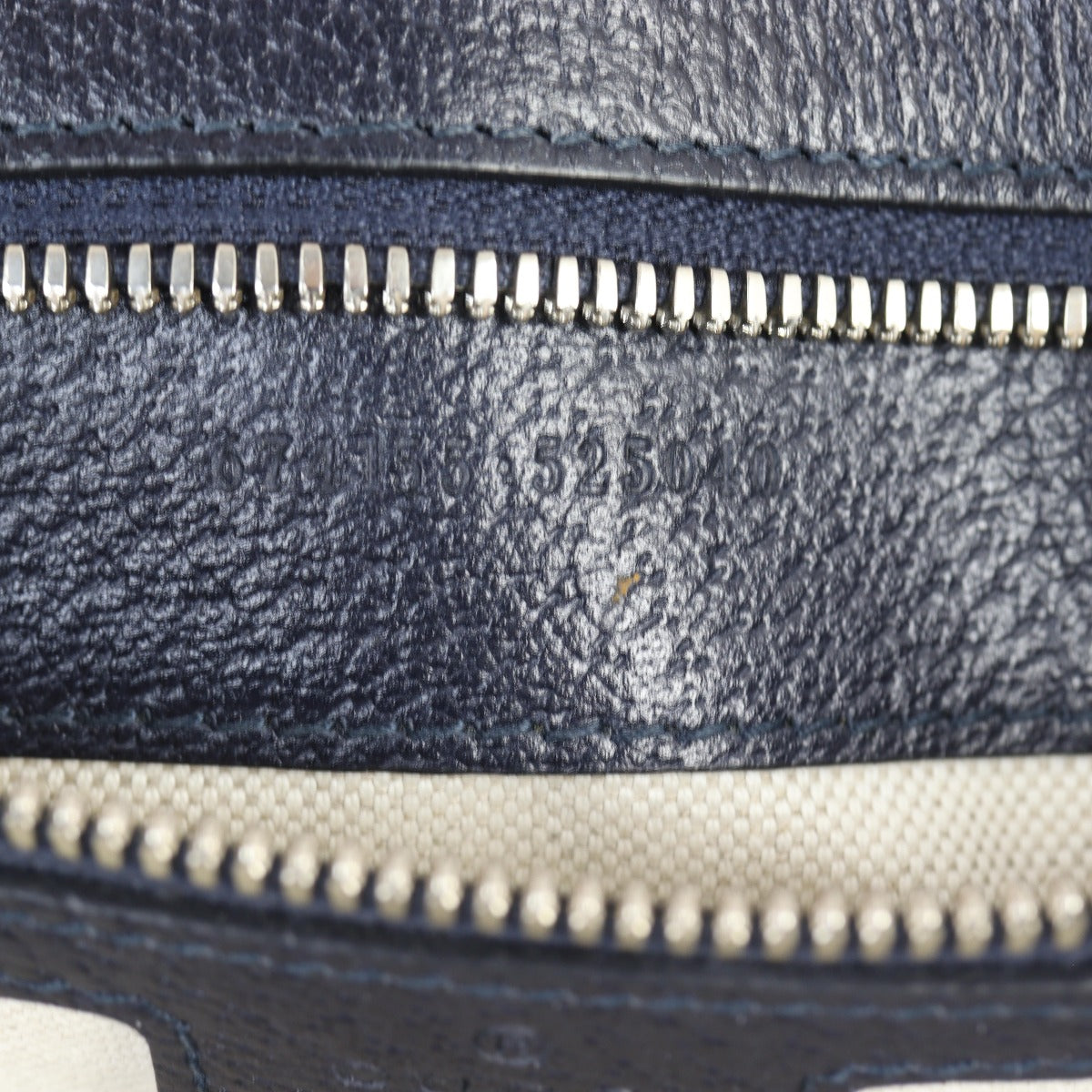 Gucci GG Supreme Interlocking G Tote Medium