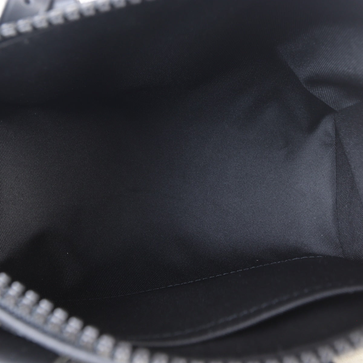 Louis Vuitton Keepall 25 Bandouliere Monogram Taurillon