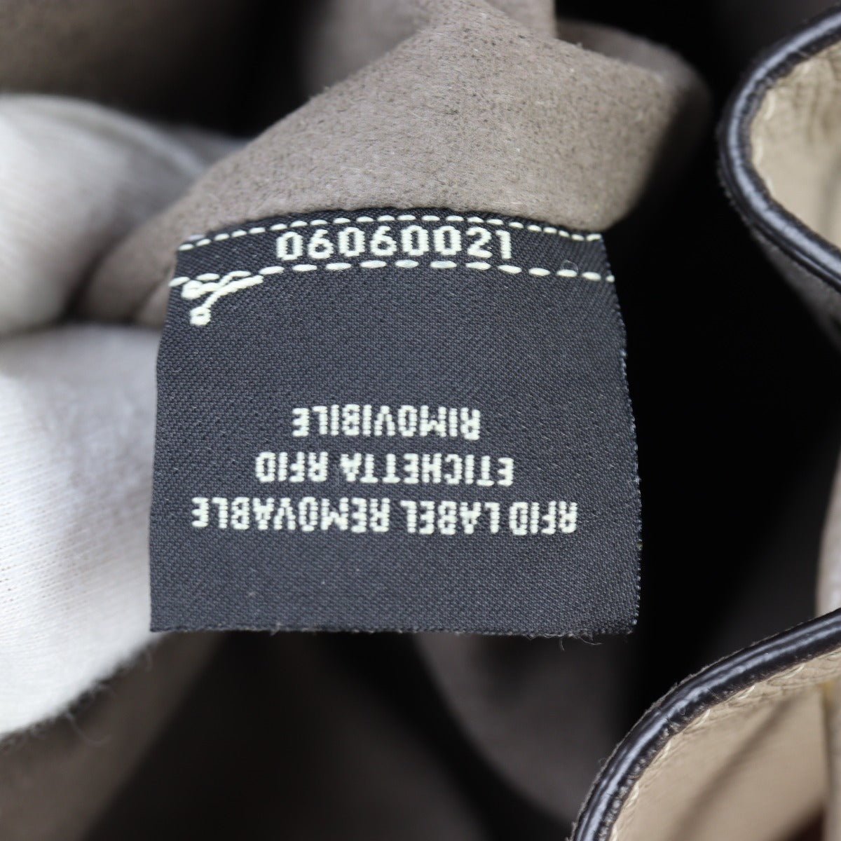 Fendi Mon Tresor Mini Bucket Bag