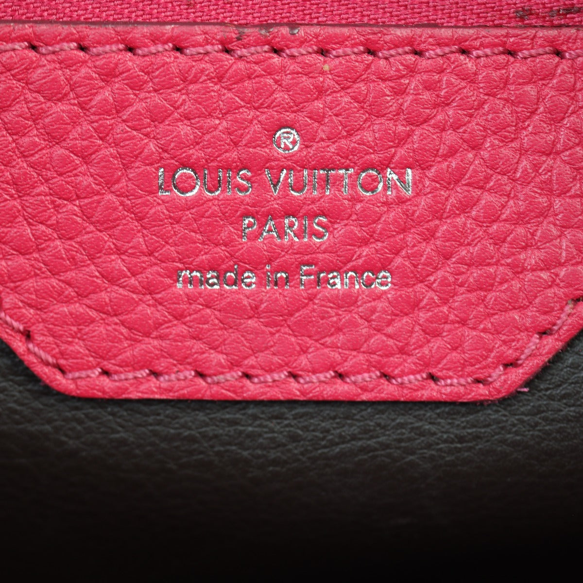 Louis Vuitton Capucines MM