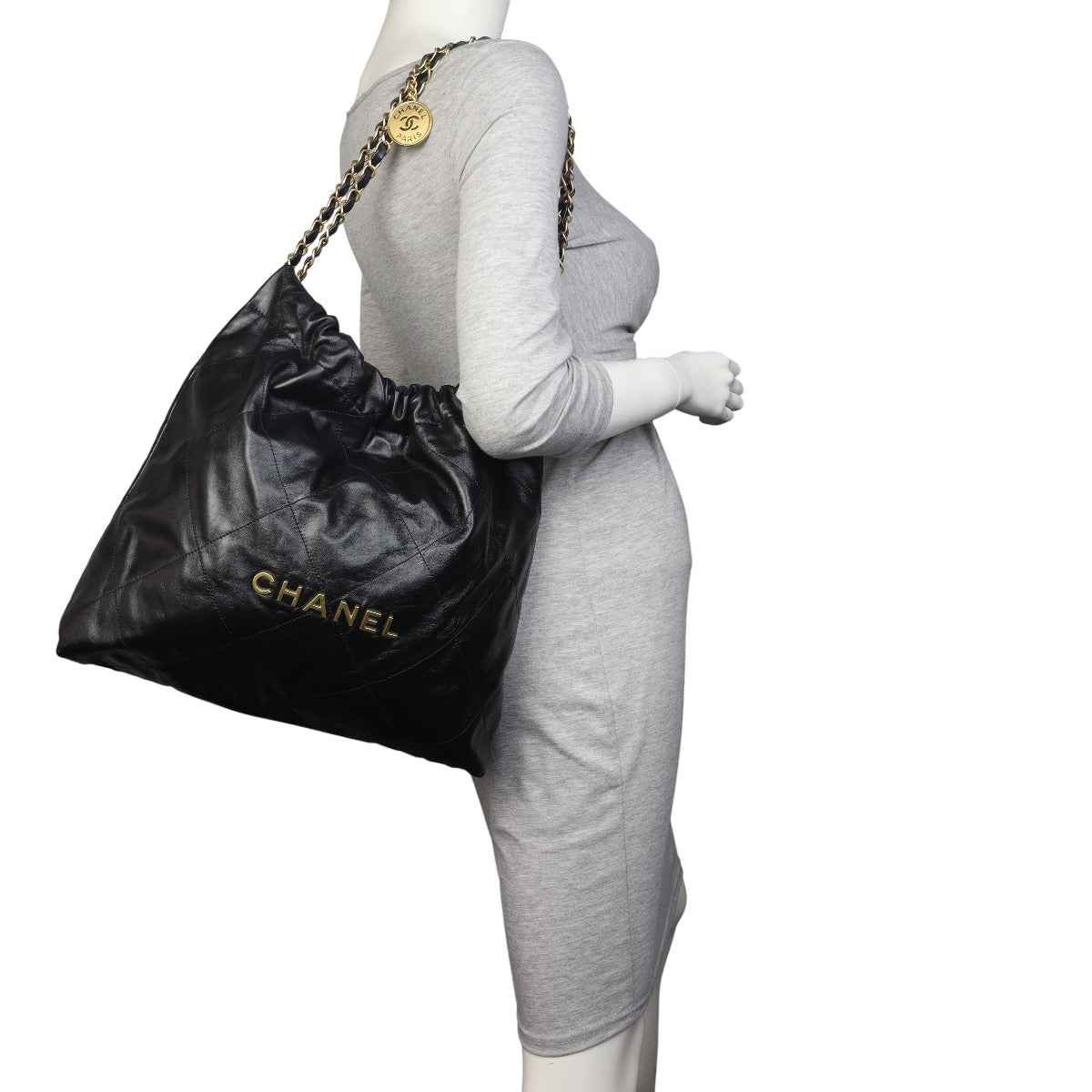 Chanel 22 Hobo Medium