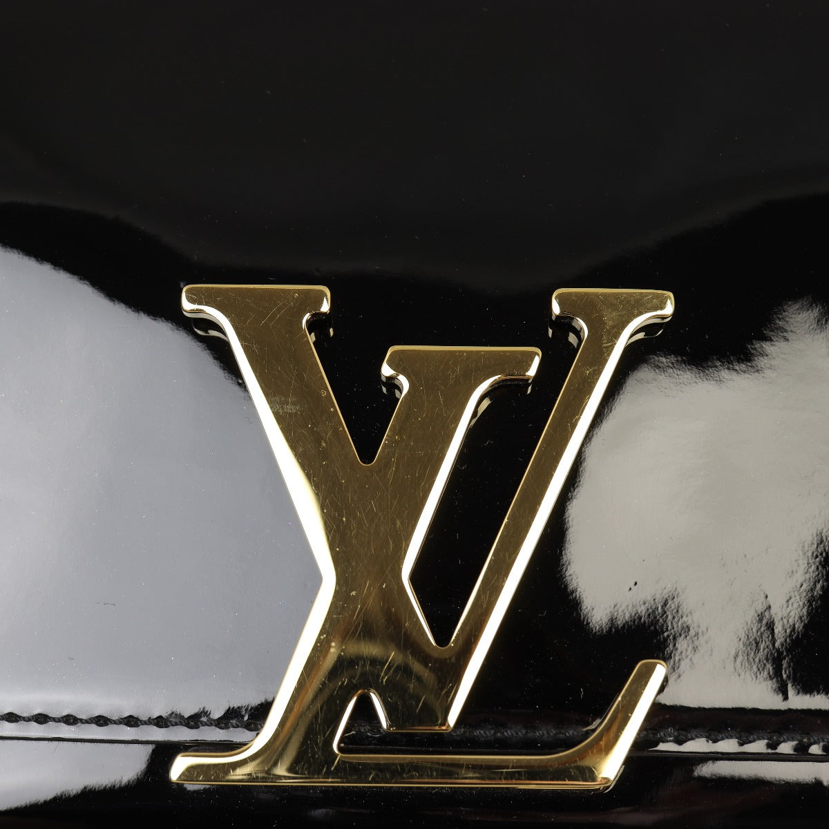 Louis Vuitton Louise Clutch Patent