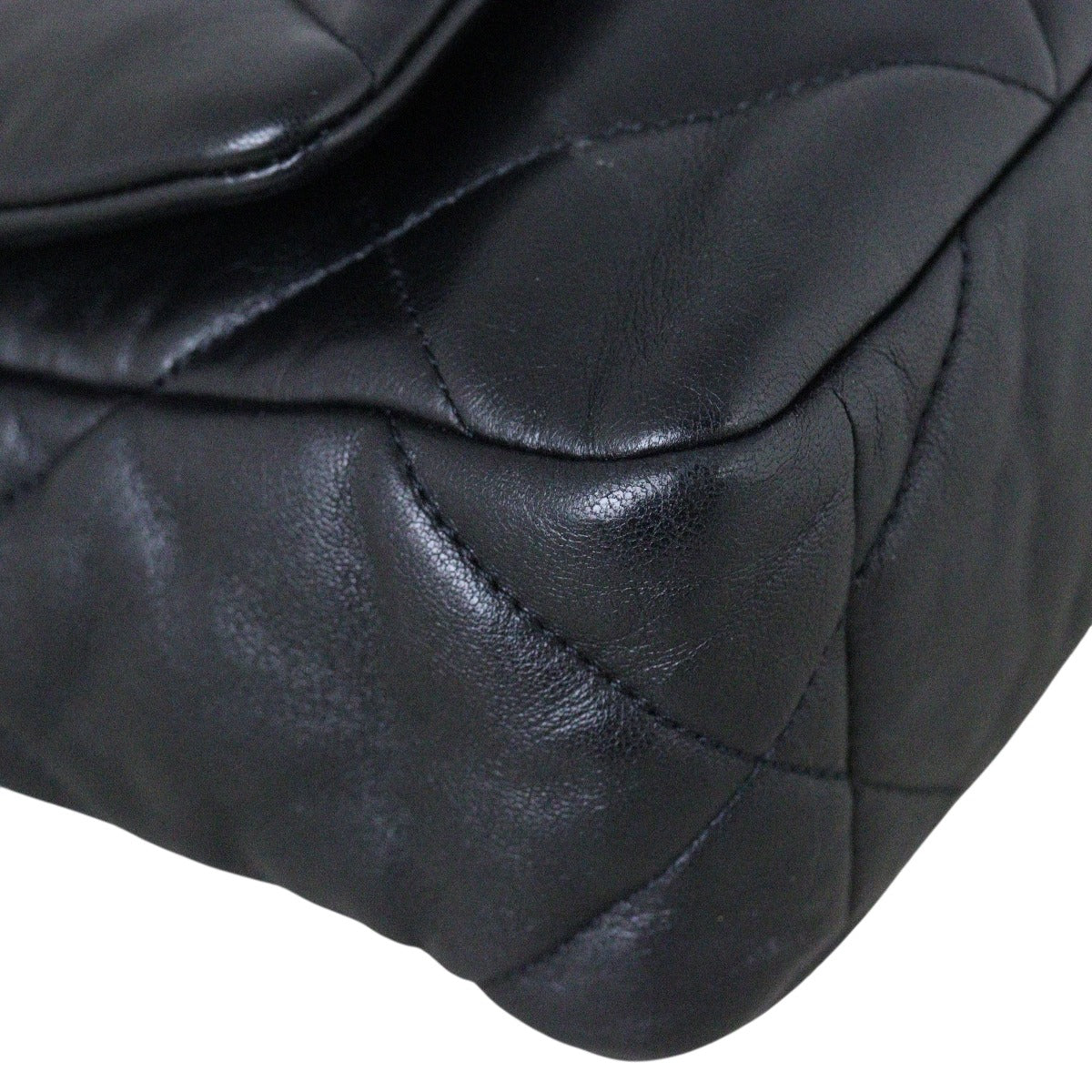 Chanel 19 Flap Bag Medium