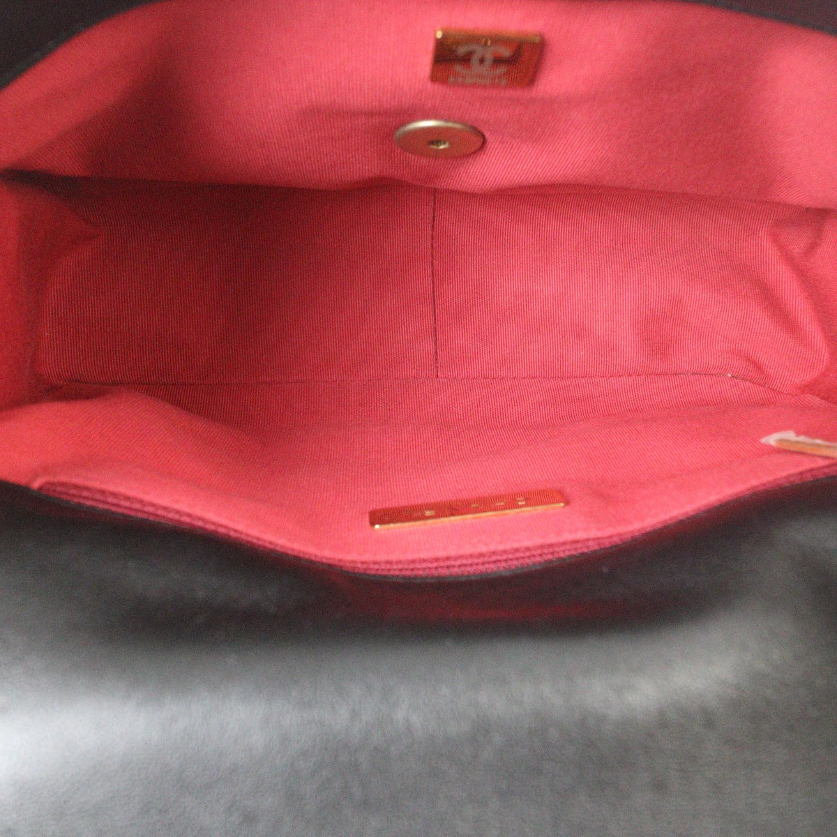 Chanel 19 Flap Bag Medium