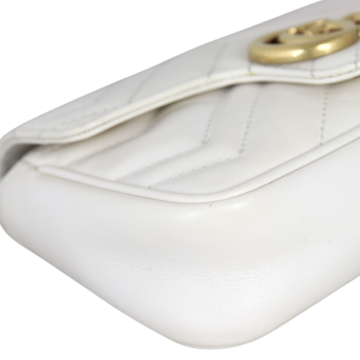 Gucci GG Marmont Matelasse Super Mini Shoulder Bag