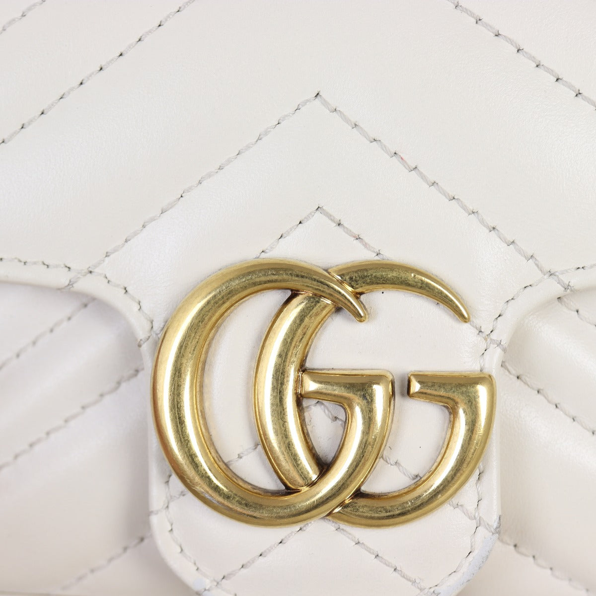 Gucci GG Marmont Matelasse Super Mini Shoulder Bag