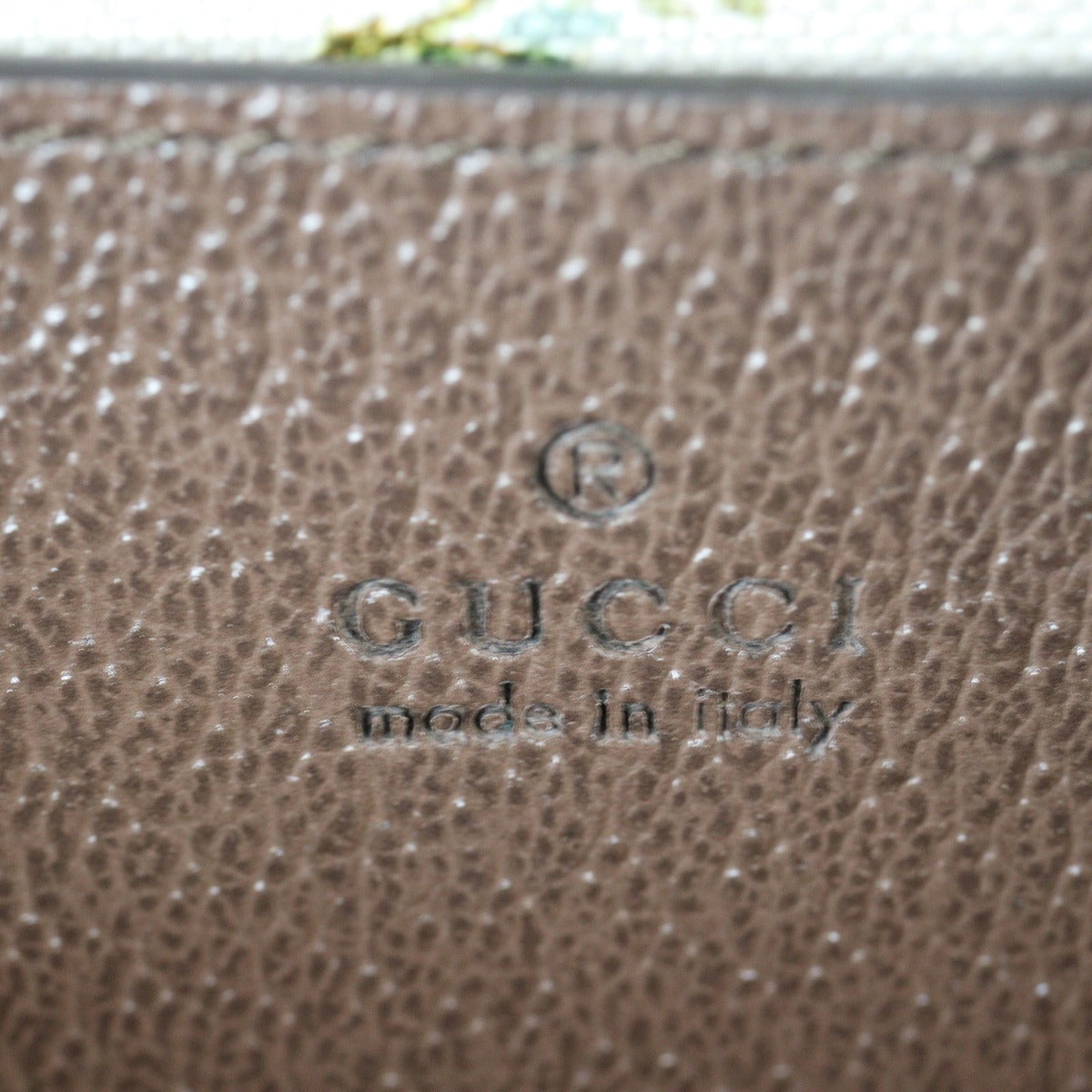 Gucci Neo Vintage GG Supreme Messenger Bag