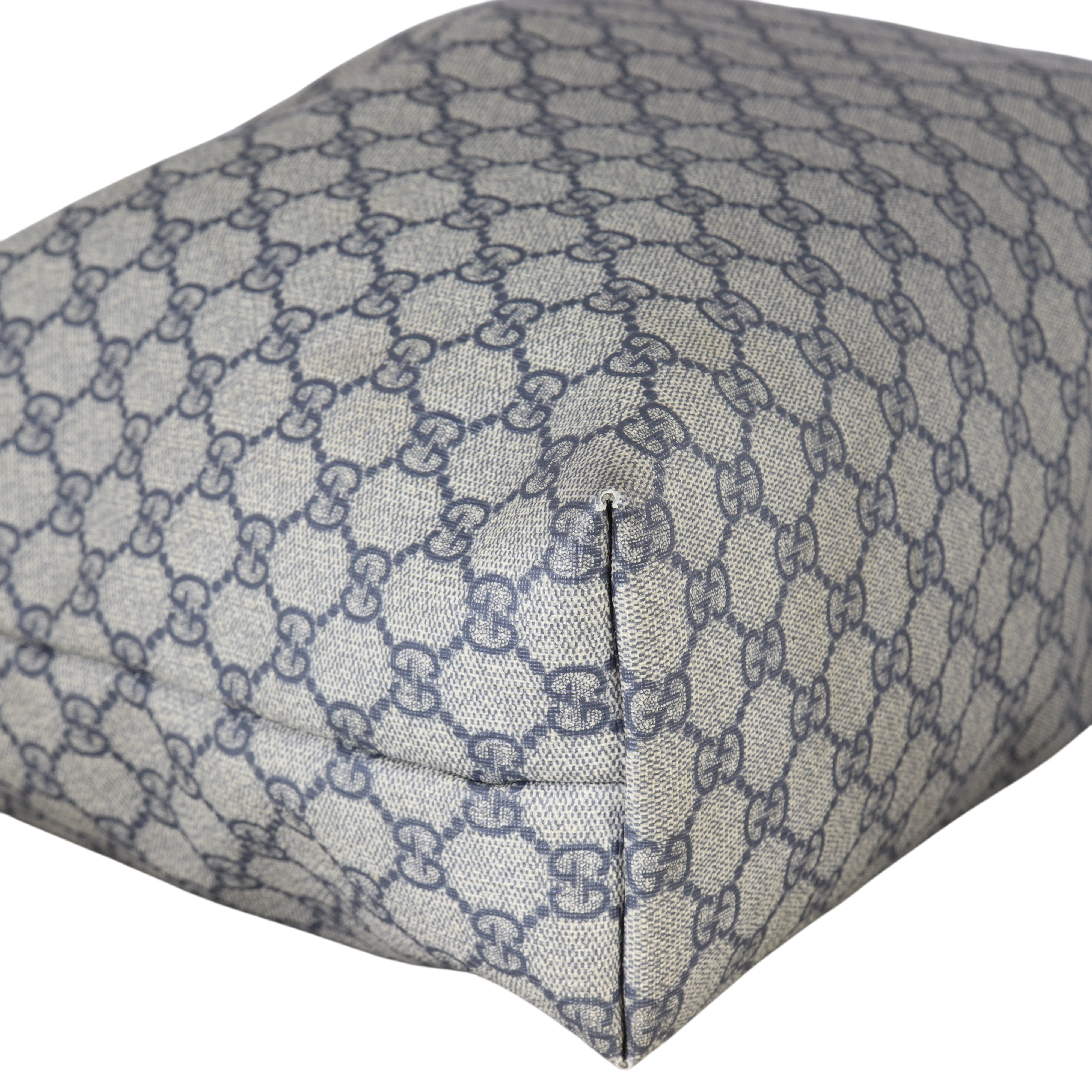 Gucci GG Supreme Shopping Tote