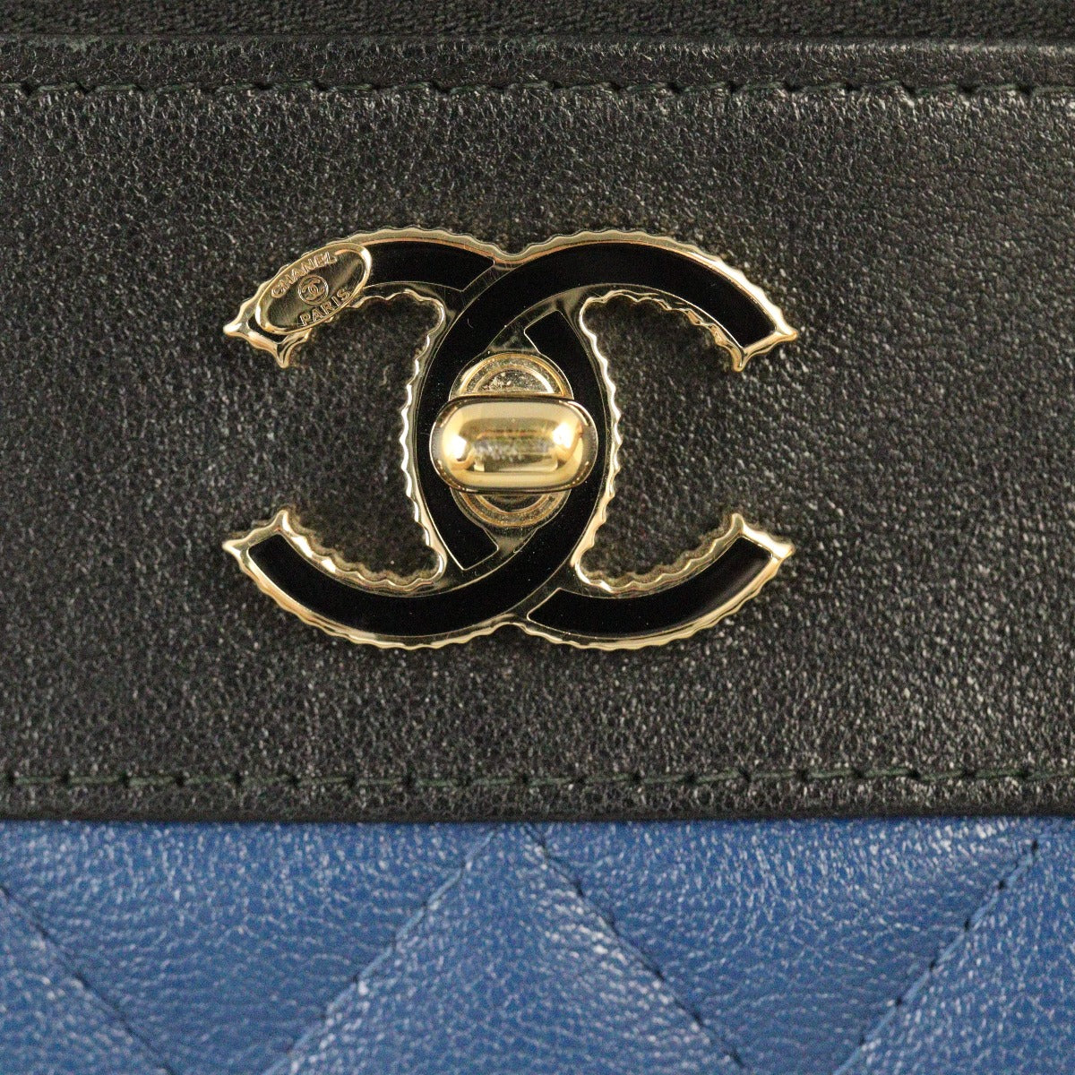 Chanel Mademoiselle O-Case Large