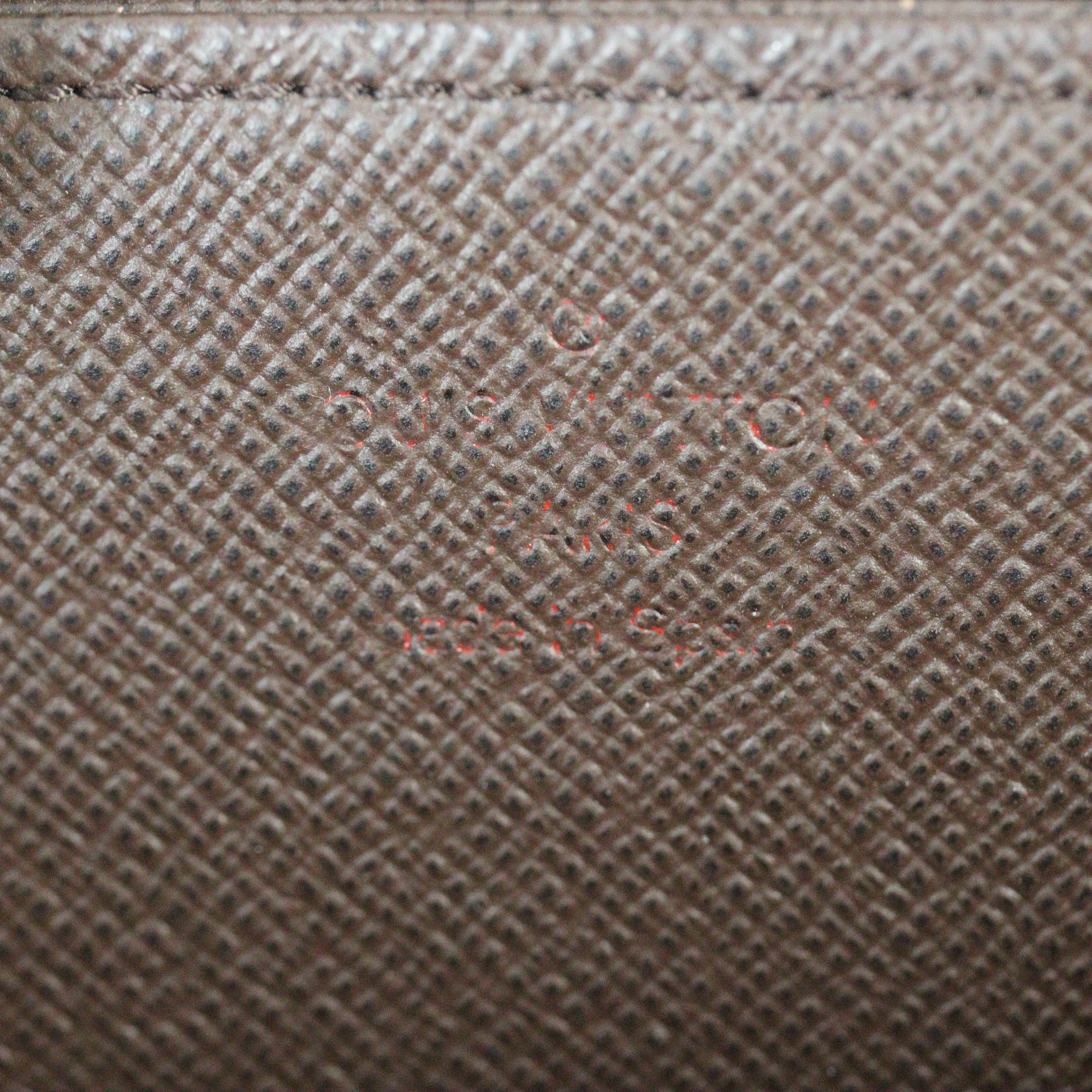 Louis Vuitton Zippy Wallet Damier Ebene