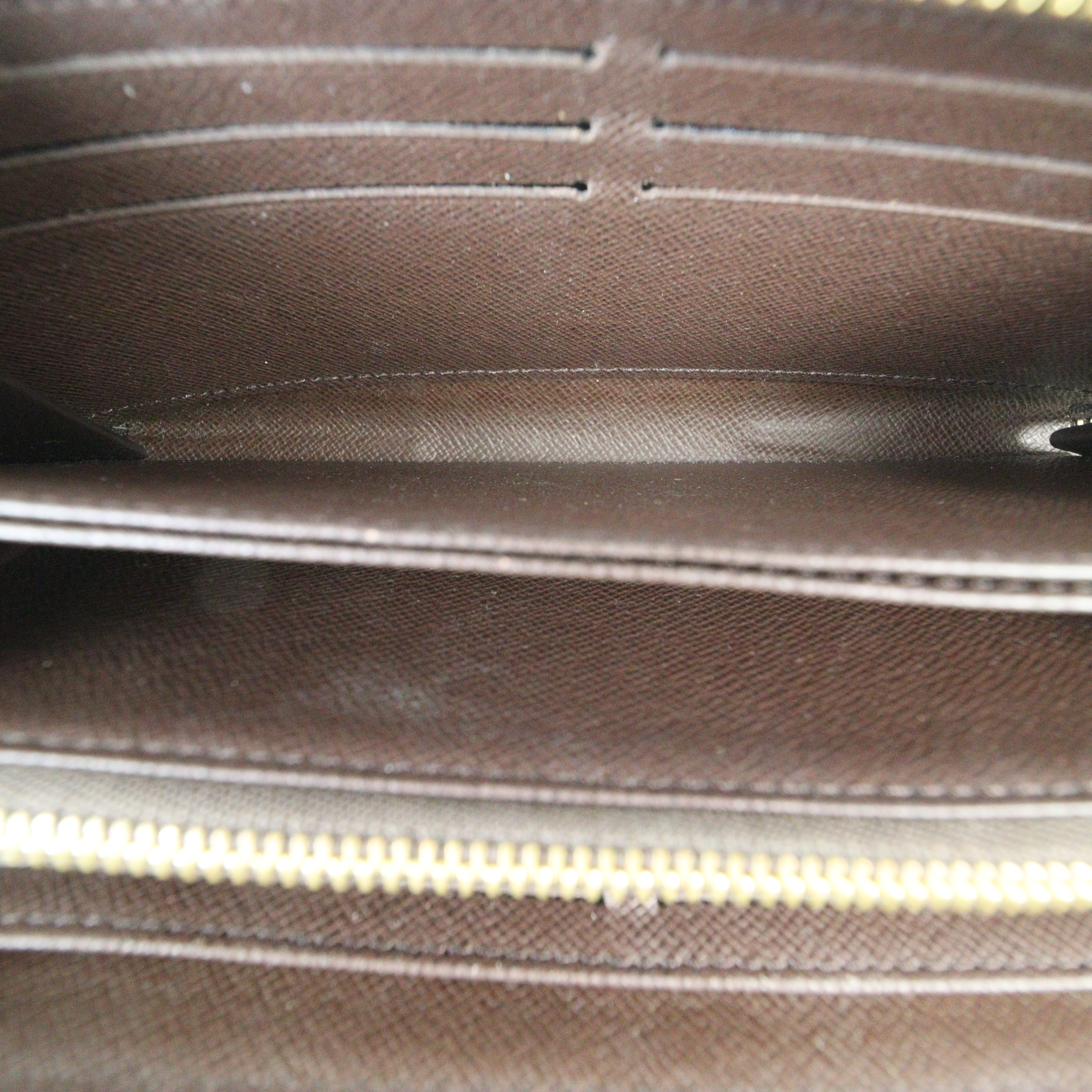 Louis Vuitton Zippy Wallet Damier Ebene